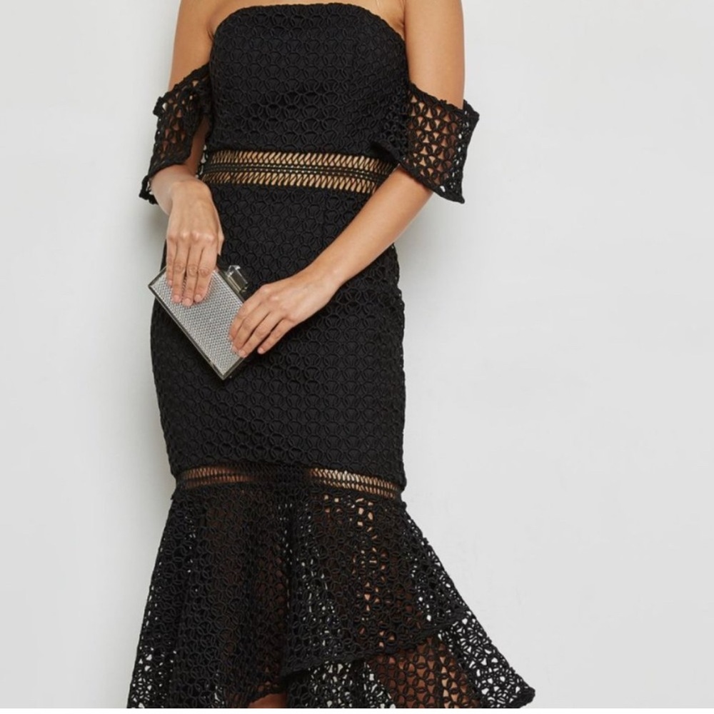 Black Lace Midi Gown B13